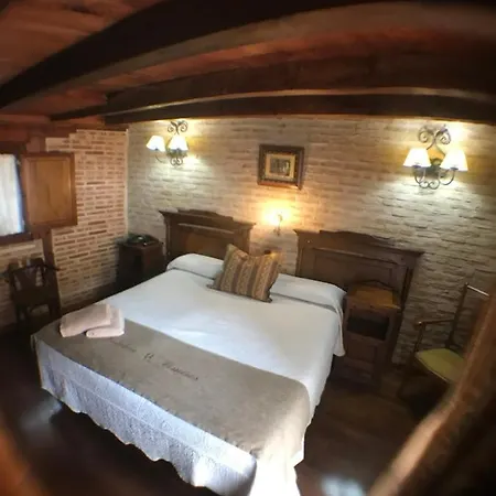 Hospederia Casa De Cisneros 2*