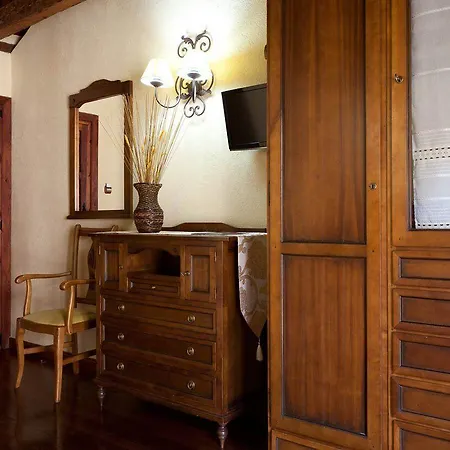 Hospederia Casa De Cisneros 2*