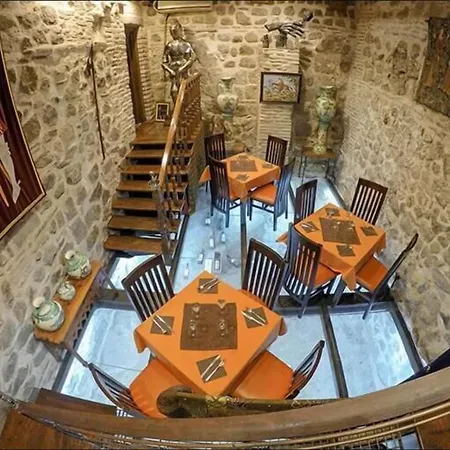 Hospederia Casa De Cisneros