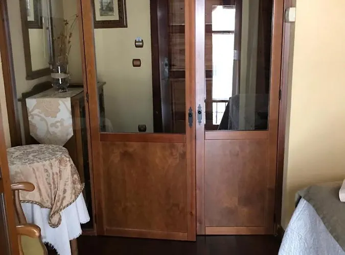 Hospederia Casa De Cisneros 2*