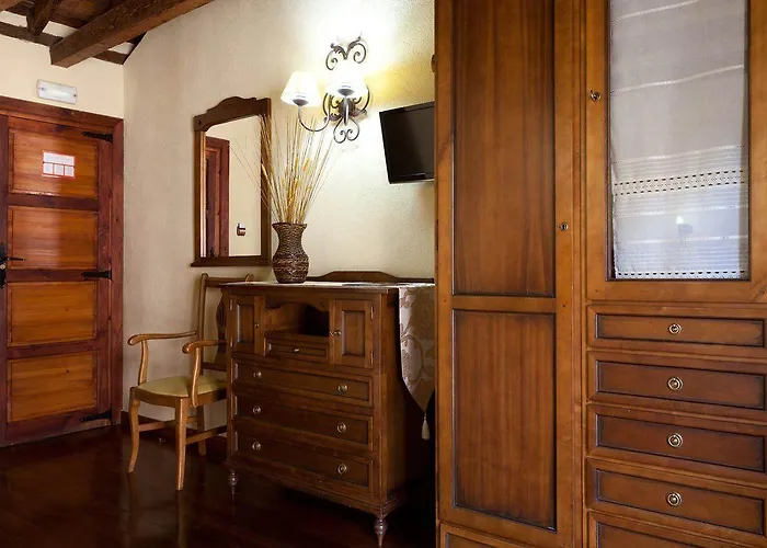 Hospederia Casa De Cisneros 2*