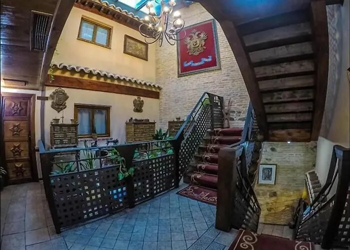 Hospederia Casa De Cisneros Guest house 2*