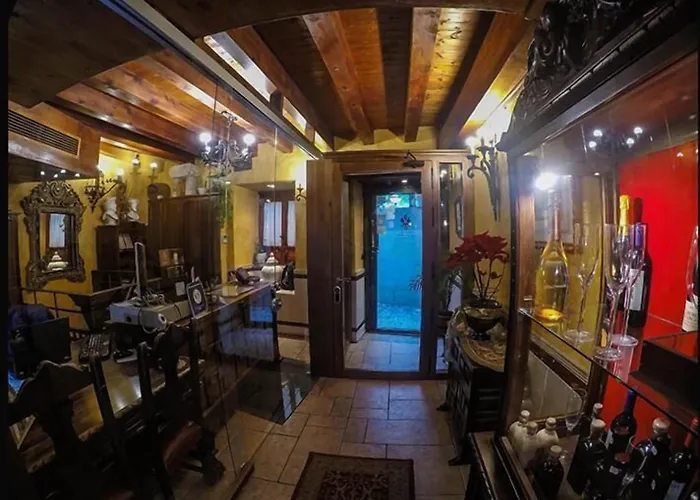 Hospederia Casa De Cisneros Guest house