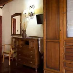 Hospederia Casa De Cisneros 2*
