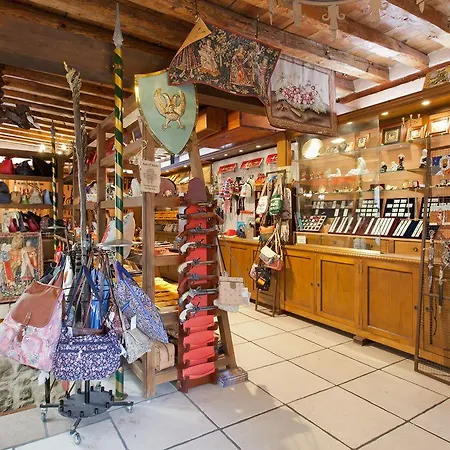 Casa de hóspedes Hospederia Casa De Cisneros 2*