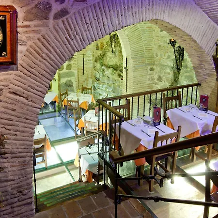 Casa de hóspedes Hospederia Casa De Cisneros 2*