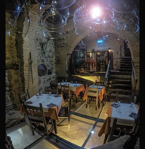 Hospederia Casa De Cisneros 2*