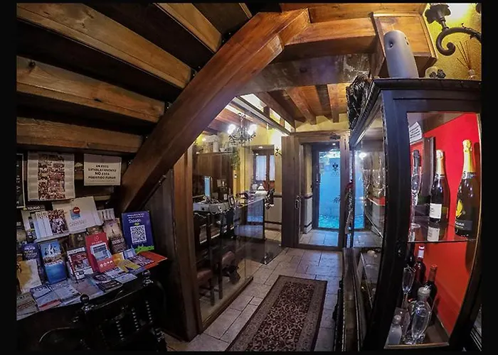 Pensionat Hospederia Casa De Cisneros 2*